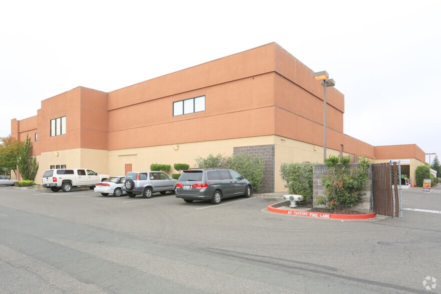 More Photos Of 470-476 Rohnert Park Expy W, Rohnert Park Freestanding For Lease