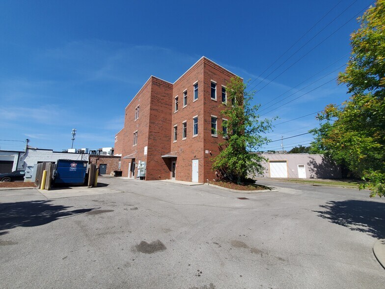 More Photos Of 325 Cherokee Blvd, Chattanooga Loft Creative Space For Lease