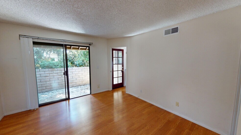 More Photos Of 1316 W 166th St, Gardena Apartments For Sale