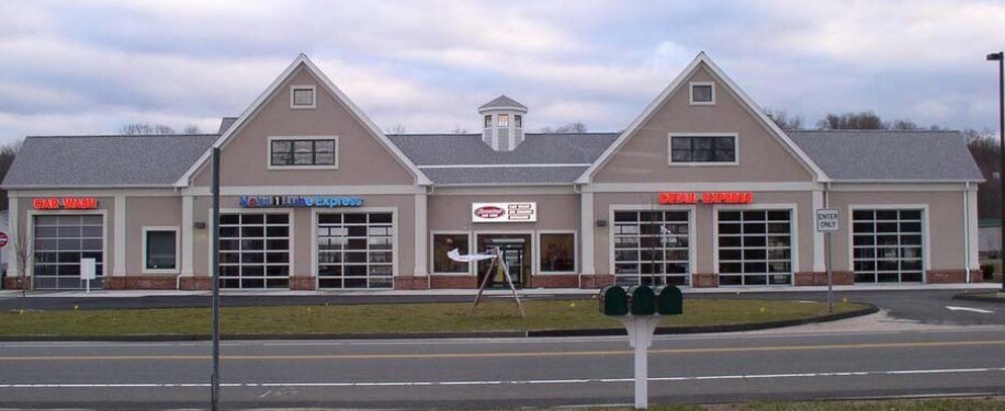 Primary Photo Of 2381 Foxon Rd, North Branford Carwash For Sale