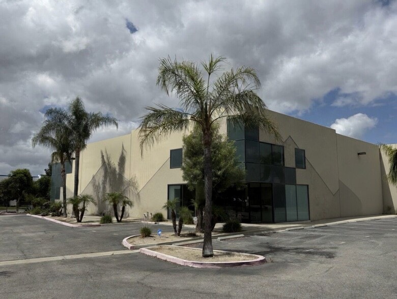Primary Photo Of 9080 Charles Smith Ave, Rancho Cucamonga Warehouse For Lease