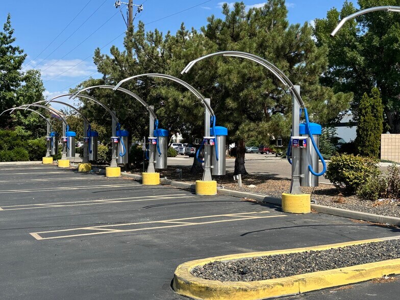 More Photos Of 8160 W Overland Rd, Boise Carwash For Sale