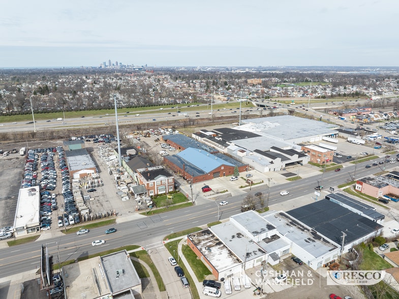 More Photos Of 4000 Brookpark Rd, Cleveland Warehouse For Lease