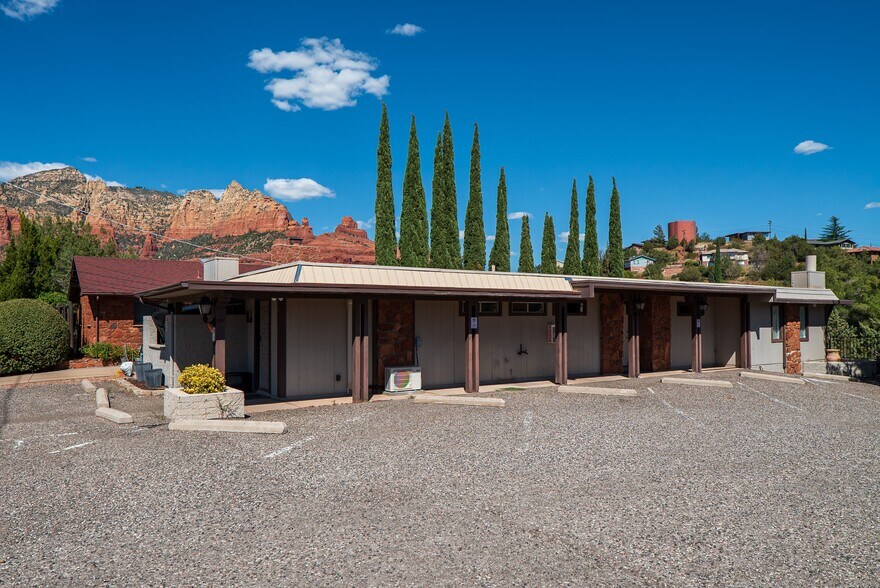 More Photos Of 450 Jordan Rd, Sedona Office Residential For Lease