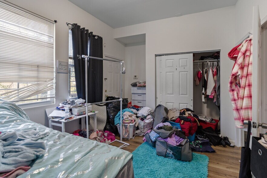 More Photos Of 3301-3303 N 16th St, Philadelphia Apartments For Sale