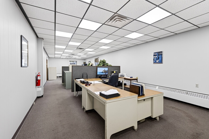 More Photos Of 7 Hackett Dr, Tonawanda Industrial For Sale