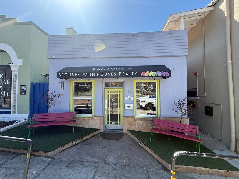 More Photos Of 110 E 5th Ave, Mount Dora General Retail For Lease