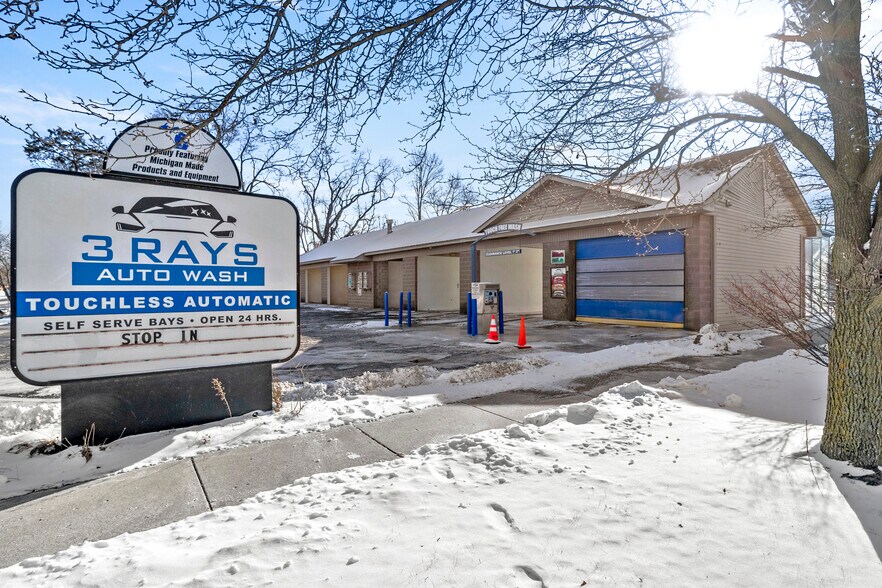 More Photos Of 25957 Gibraltar Rd, Flat Rock Carwash For Sale