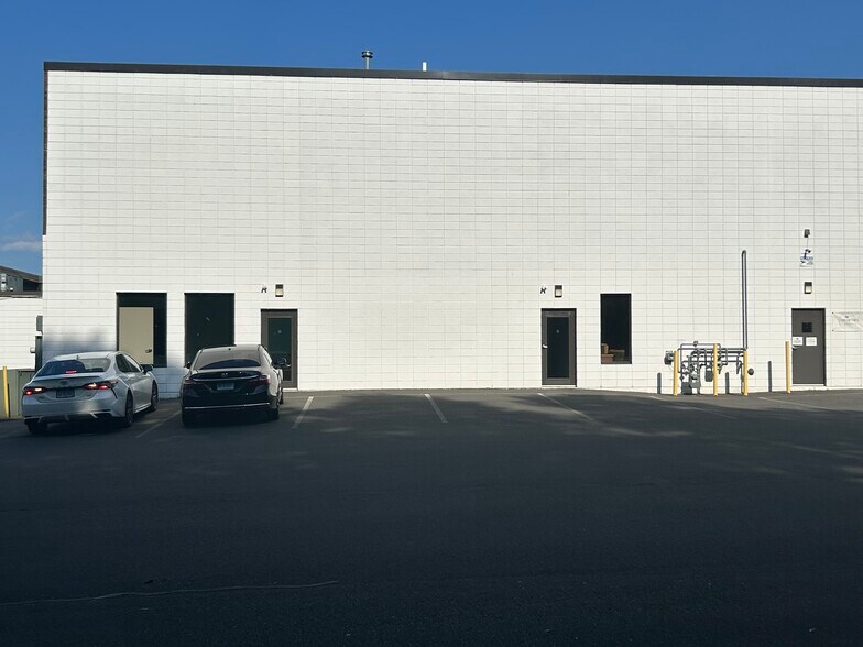 More Photos Of 401 Monroe Tpke, Monroe Unknown For Lease