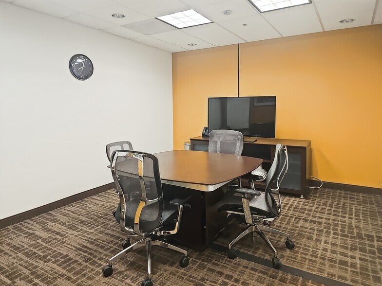 More Photos Of 111 SW 5th Ave, Portland Coworking Space