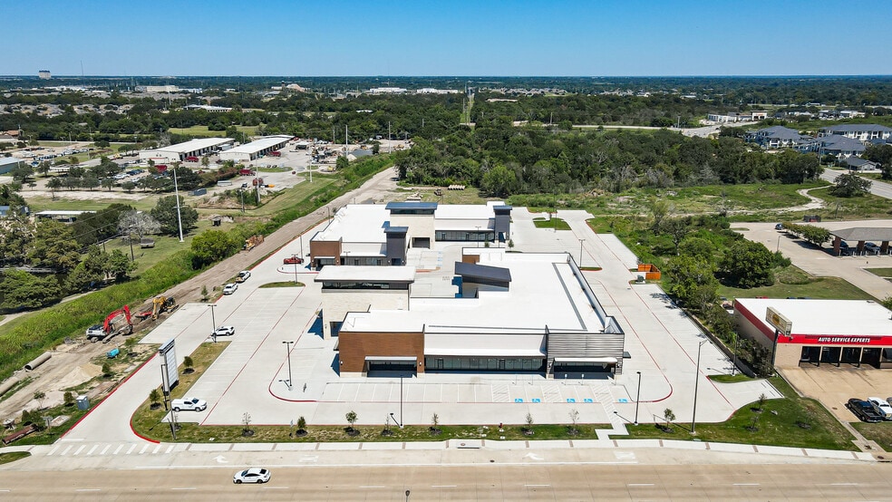 More Photos Of 2709 Texas Ave, College Station Storefront For Lease