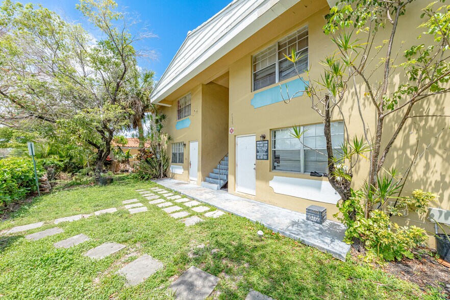 More Photos Of 7523-7525 NW 44th Ct, Coral Springs Apartments For Sale