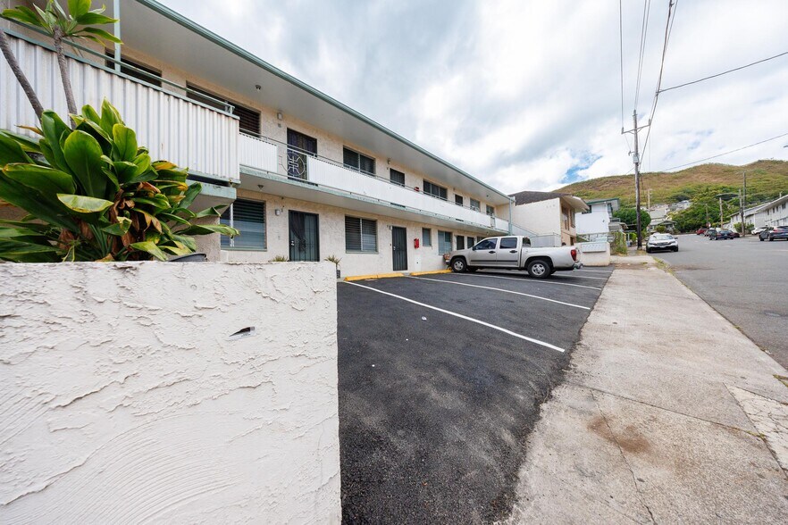 More Photos Of 110 S Kuakini St, Honolulu Apartments For Sale