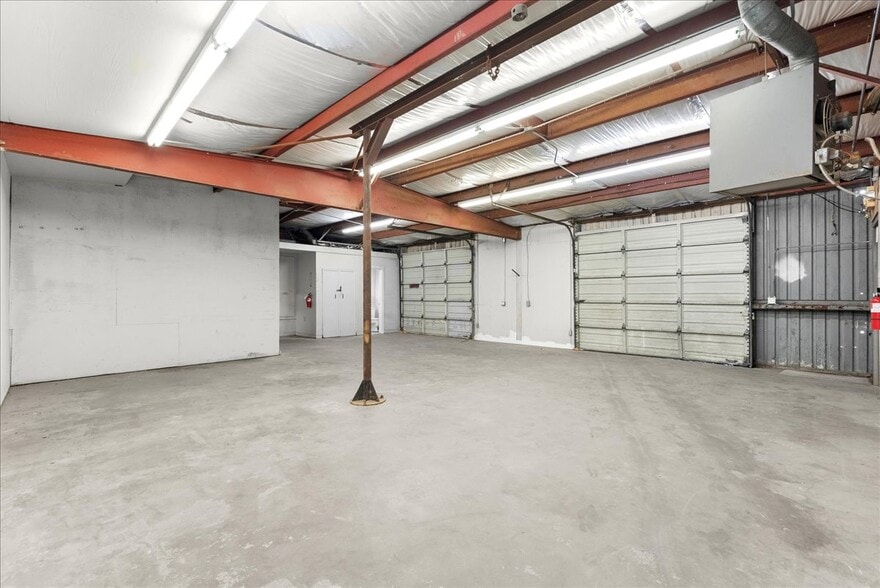 More Photos Of 230 Highway 146 S, Texas City Auto Dealership For Sale