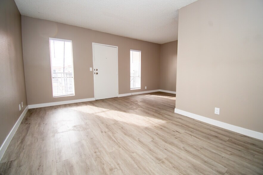 More Photos Of 301 S Orland St, Las Vegas Apartments For Sale