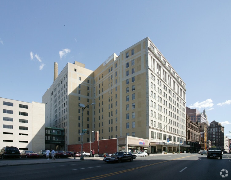 More Photos Of 960 Main St, Hartford Office For Lease