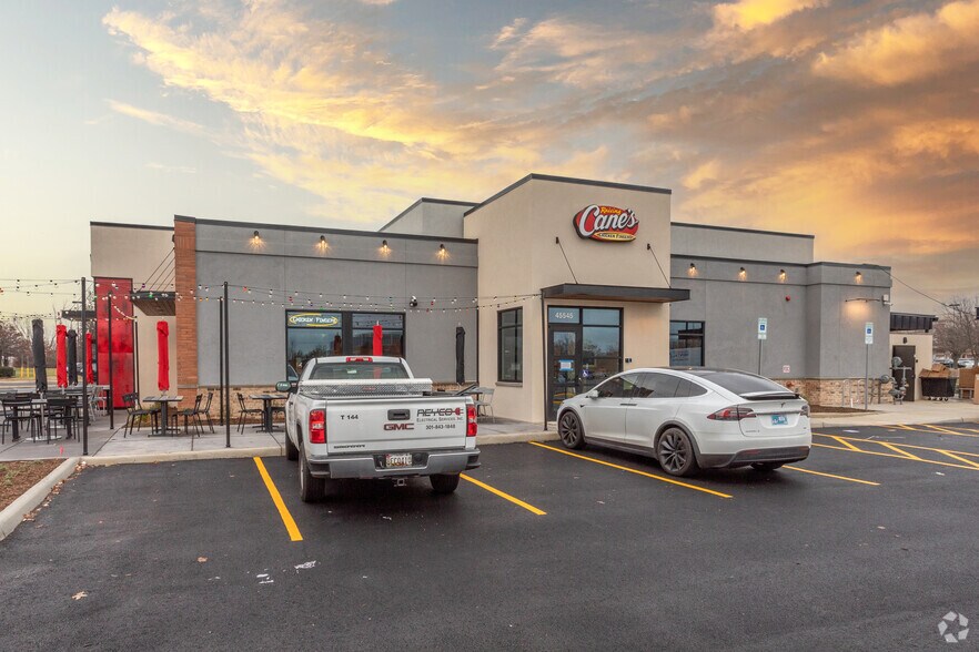 More Photos Of 45545 Dulles Eastern Plz, Sterling Fast Food For Lease