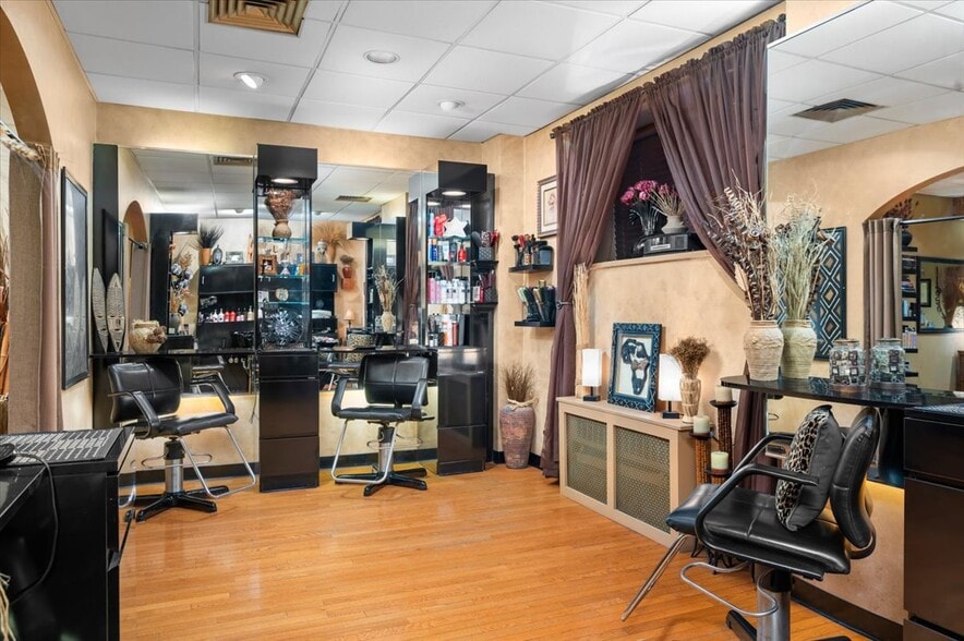 More Photos Of 388 Westchester Ave, Port Chester Apartments For Sale
