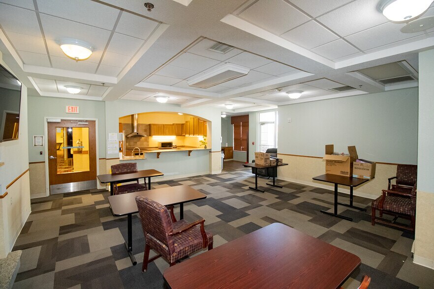 More Photos Of 224 E Central Ave, Andover Rehabilitation Center For Sale