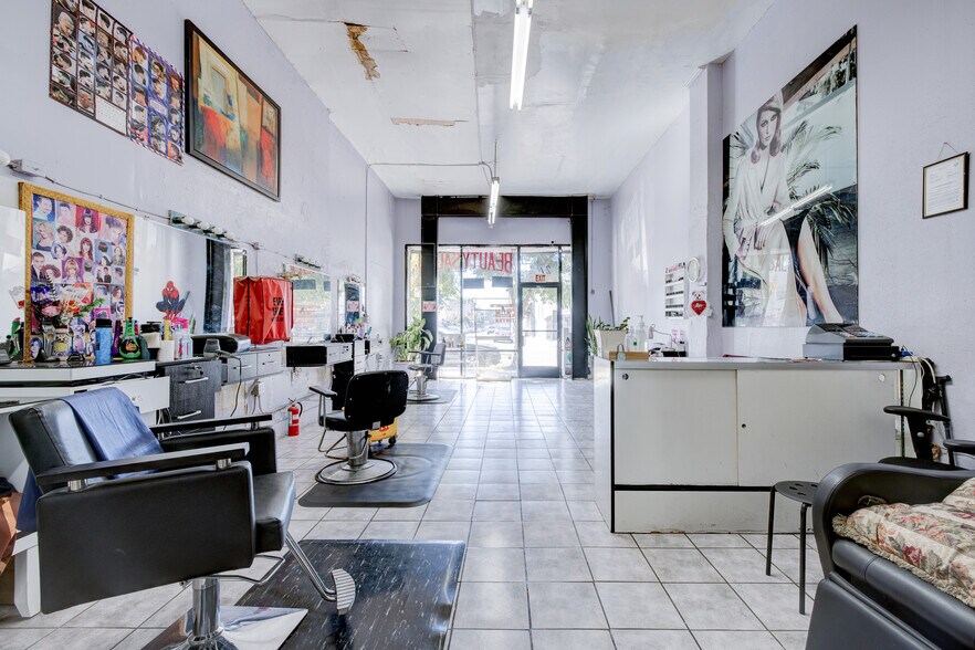 More Photos Of 2709 W Pico Blvd, Los Angeles Apartments For Sale