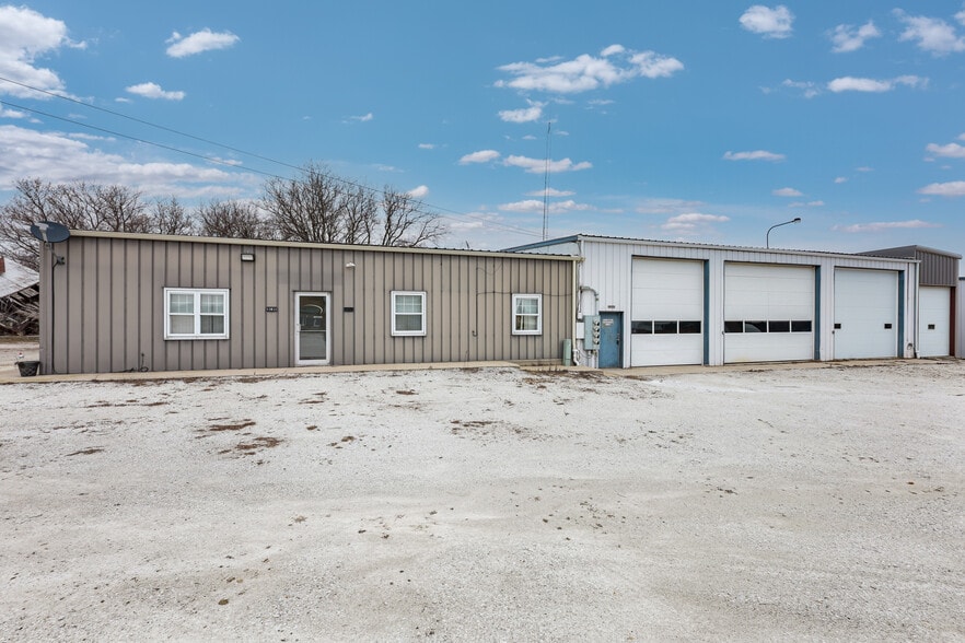 More Photos Of 4064 Tuschl Ln, Reedsville Industrial For Sale