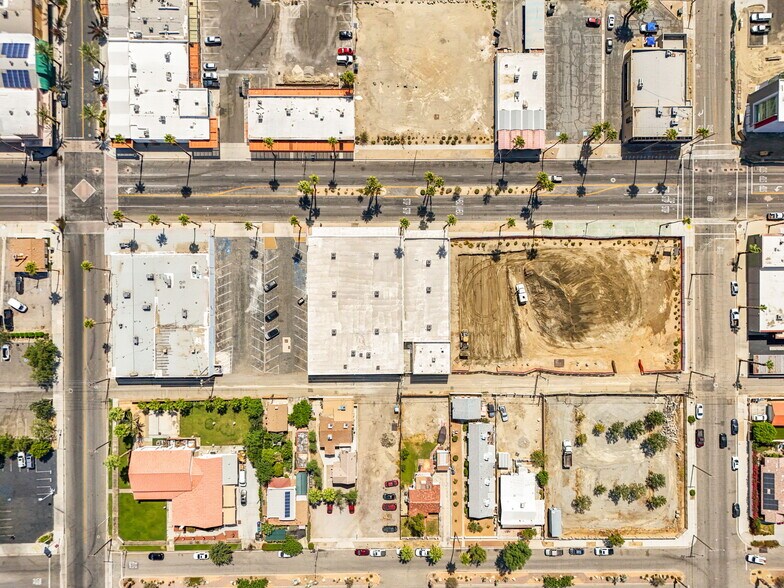 More Photos Of 45073 Oasis St, Indio Freestanding For Lease