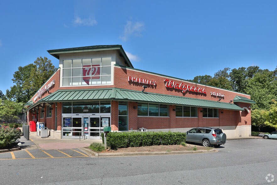 Primary Photo Of 2323 E North St, Greenville Drugstore For Sale