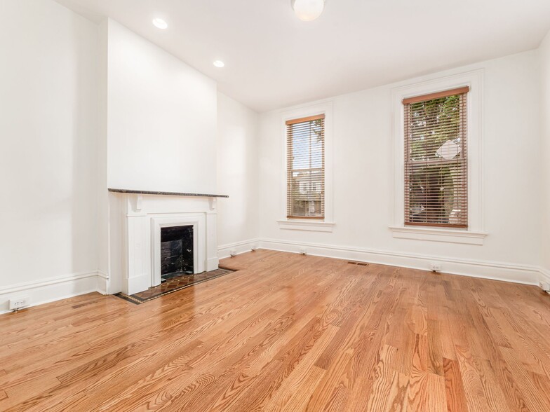 More Photos Of 857 S High St, Columbus Office Residential For Sale