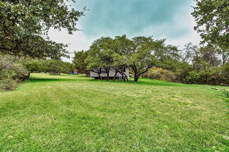 More Photos Of 5016 Bob Wire Rd, Spicewood Land For Sale