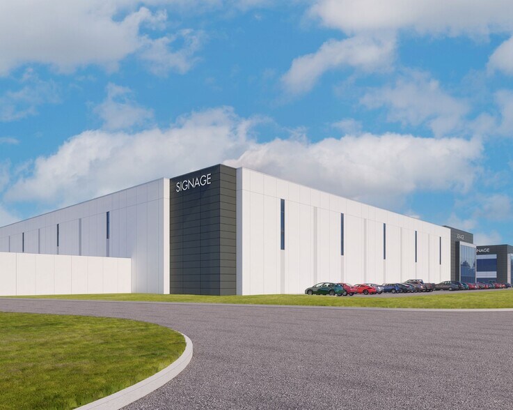 More Photos Of 5515 Garrard Rd, Whitby Distribution For Lease