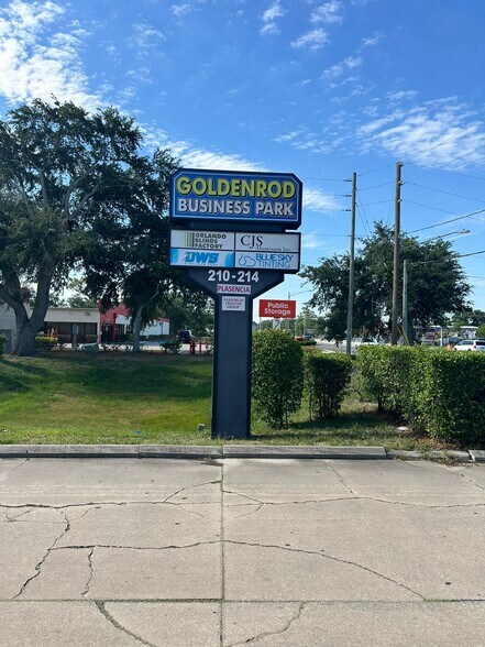More Photos Of 214 N Goldenrod Rd, Orlando Light Manufacturing For Lease