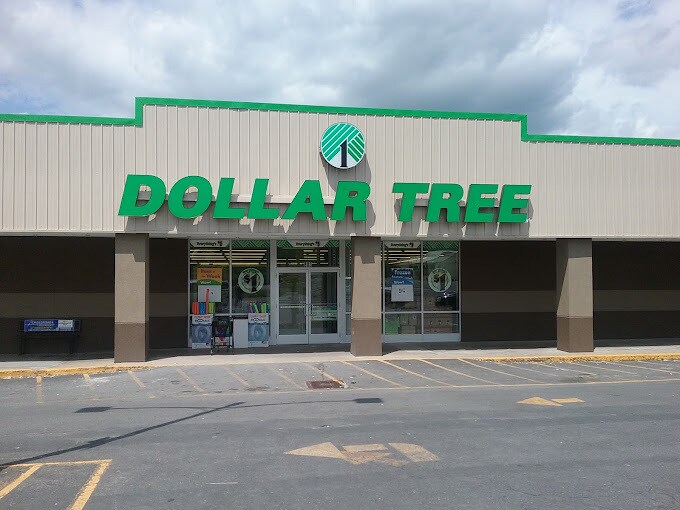 More Photos Of 803 Main St E, Oak Hill Unknown For Lease