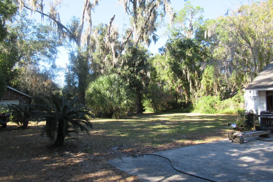 More Photos Of 110 NE 10th St, Gainesville Land For Sale