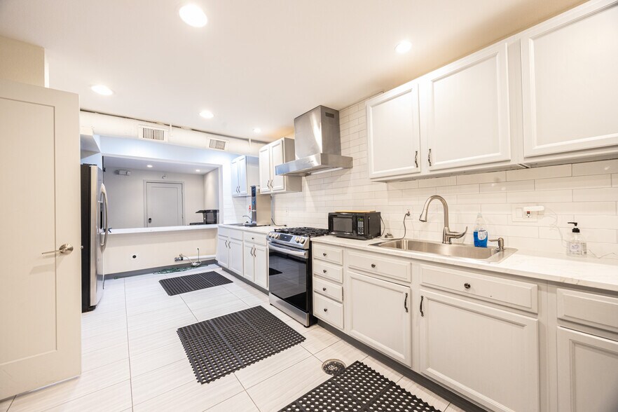 More Photos Of 2260 E 88th Ave, Denver Office Residential For Sale