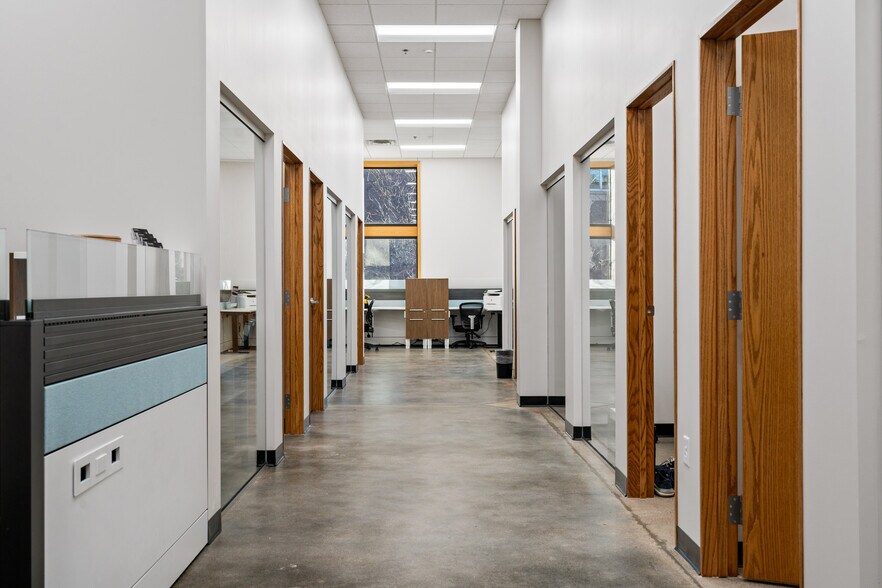 More Photos Of 2361 W Highway 36, Roseville Unknown For Lease