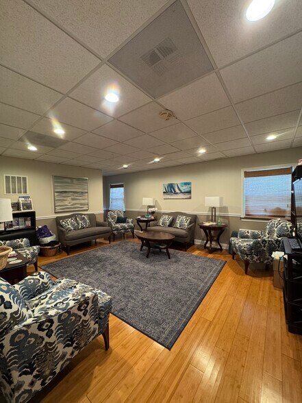More Photos Of 700 New Rd, Linwood Office For Sale
