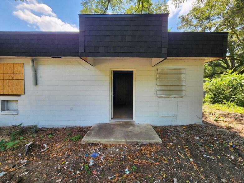 More Photos Of 3101 W Mallory St, Pensacola Apartments For Sale