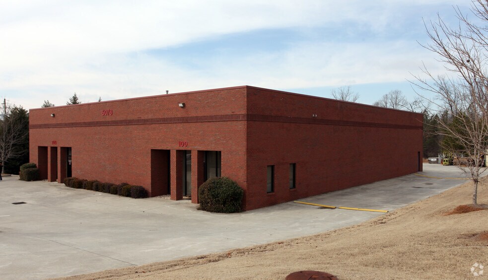 Primary Photo Of 5078 Bristol Industrial Way, Buford Warehouse For Lease