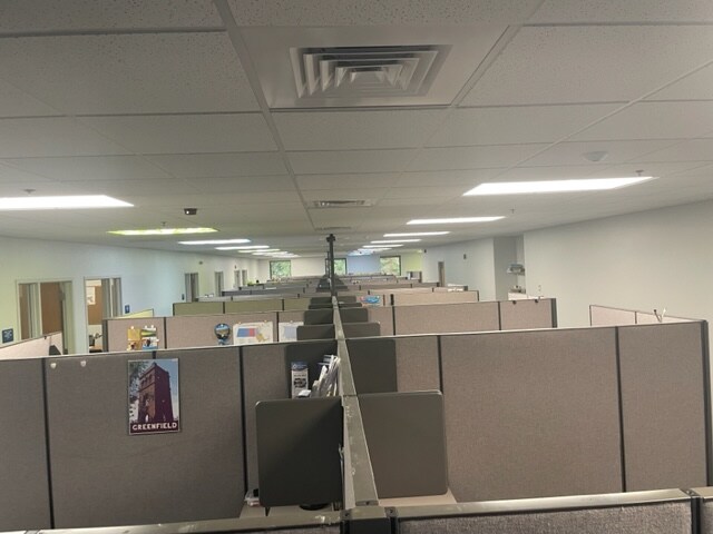 More Photos Of 101 Munson St, Greenfield Medical For Lease