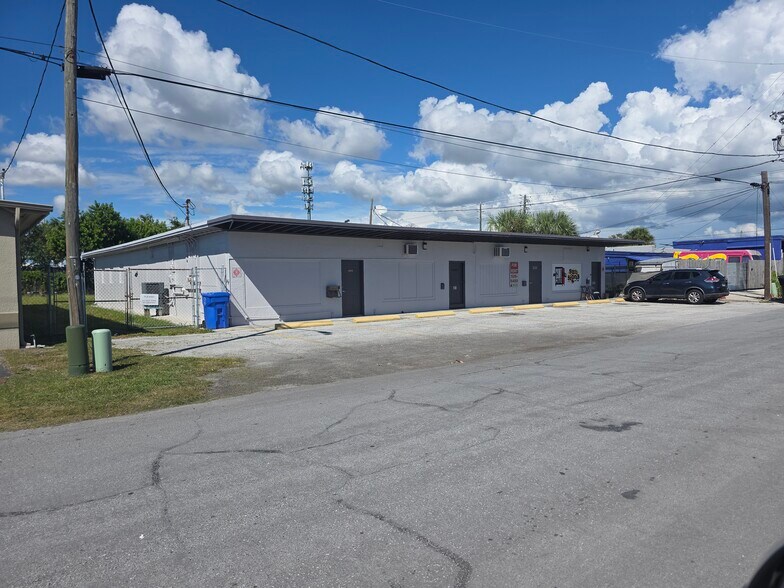 More Photos Of 4903 8th Ave S, Gulfport Warehouse For Lease