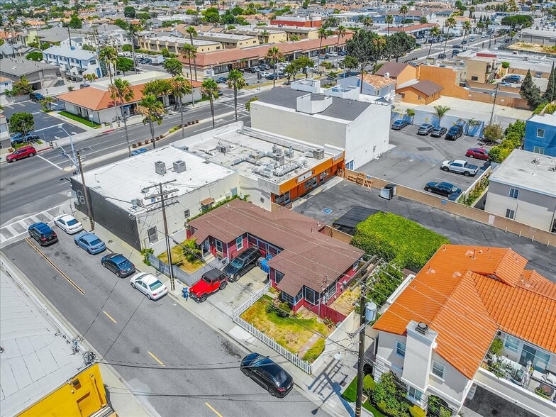 More Photos Of 2300 Artesia Blvd, Redondo Beach Storefront Retail Residential For Sale