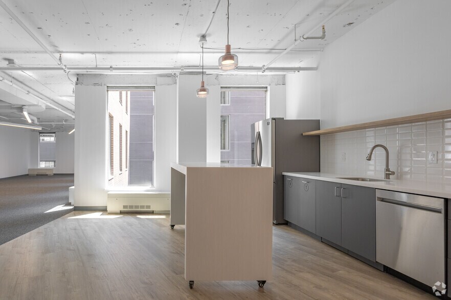 Photo of 10th Floor Ste 30