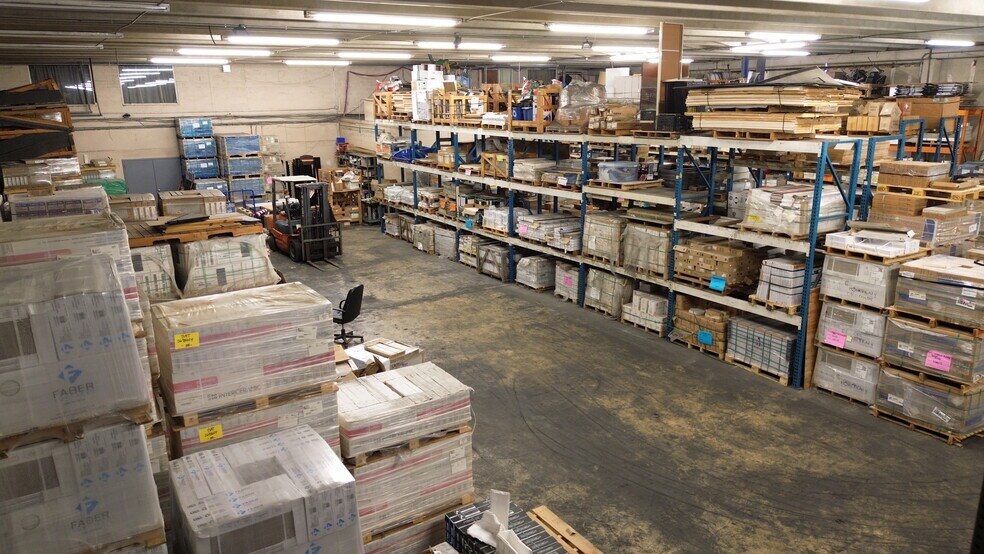 More Photos Of 16209 San Pedro Ave, San Antonio Industrial For Sale