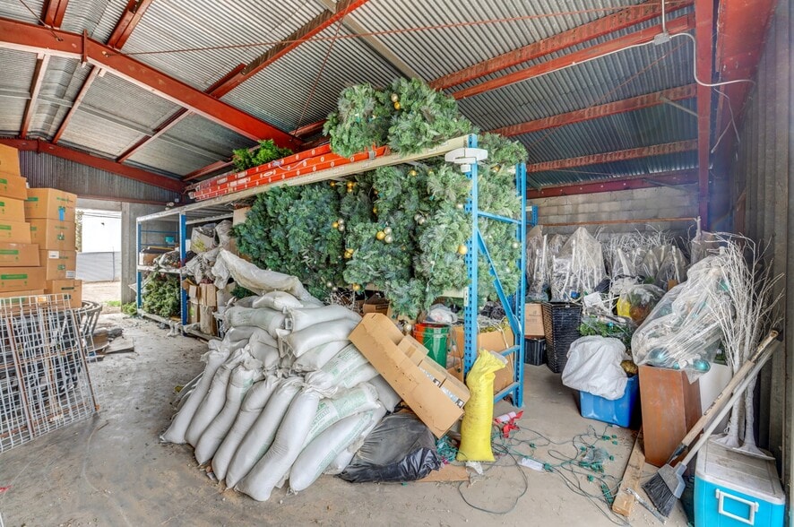 More Photos Of 2630 W Barberry Pl, Denver Warehouse For Sale