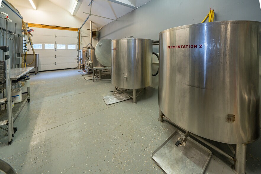 More Photos Of 279 S Main St, Winterport Winery Vineyard For Sale