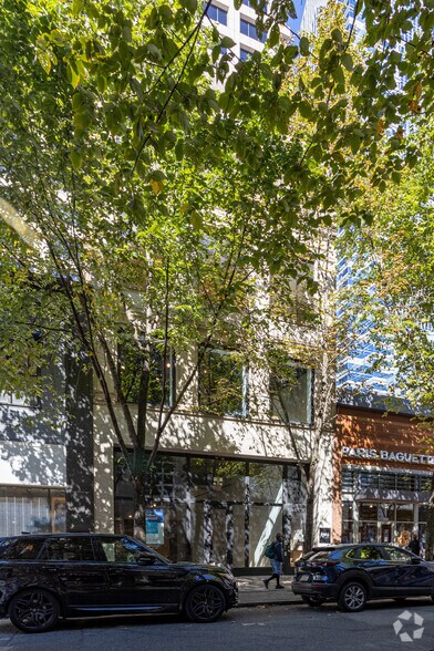 More Photos Of 1719 Chestnut St, Philadelphia General Retail For Sale