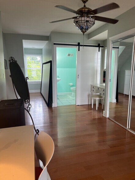 More Photos Of 3227 River Rd, Louisville Hospitality For Sale