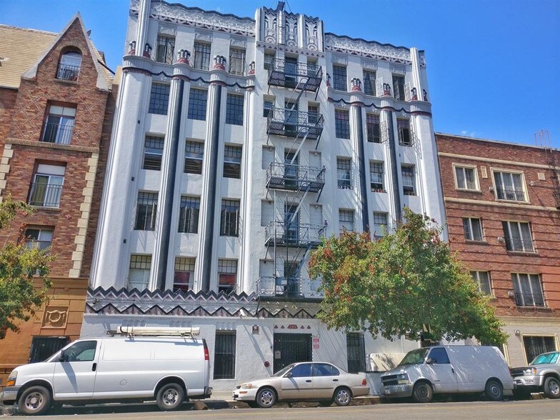 More Photos Of 745 S Normandie Ave, Los Angeles Apartments For Sale