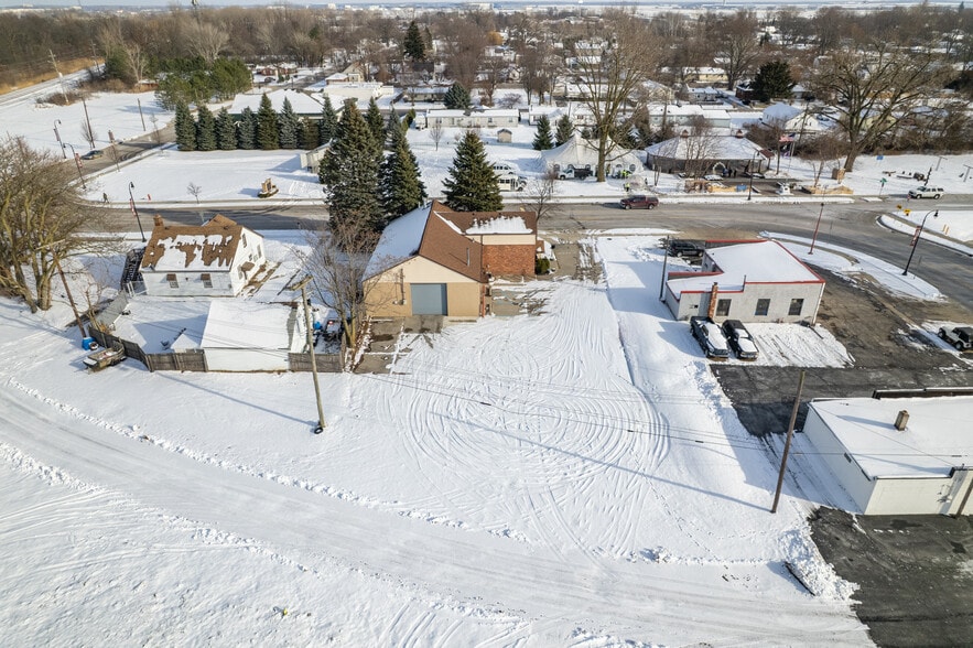 More Photos Of 36050 Goddard Rd, Romulus Auto Repair For Sale