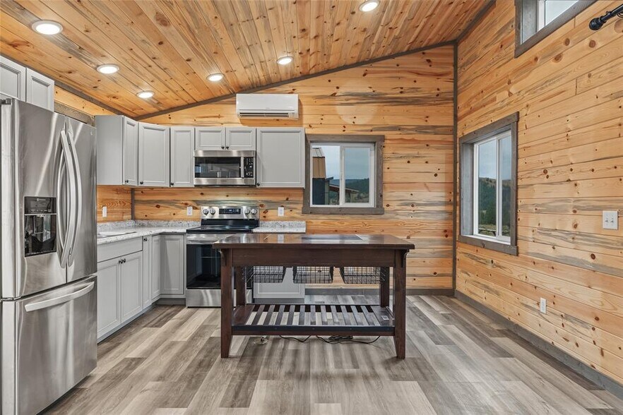 More Photos Of 7000 Browns Meadow Rd, Niarada Multifamily For Sale